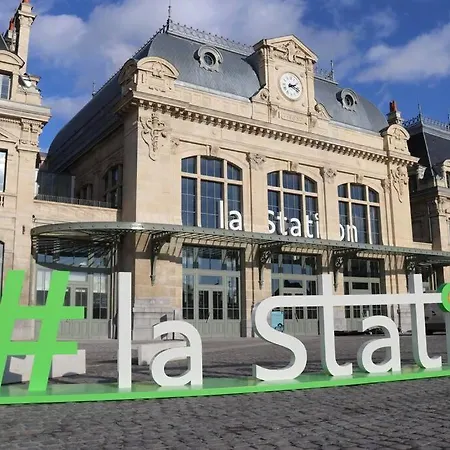 Papillon En Plein Coeur De Διαμέρισμα *