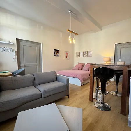 Papillon En Plein Coeur De Apartman